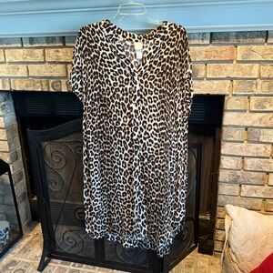 H&M short sleeve cheetah print rayon dress, multi, size Large, EUC